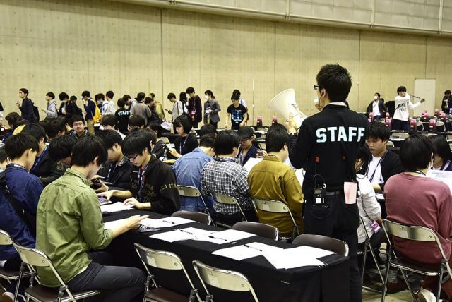 Day1を勝ち抜いた選手たちは、Day2の説明を受けていったんの休息に。